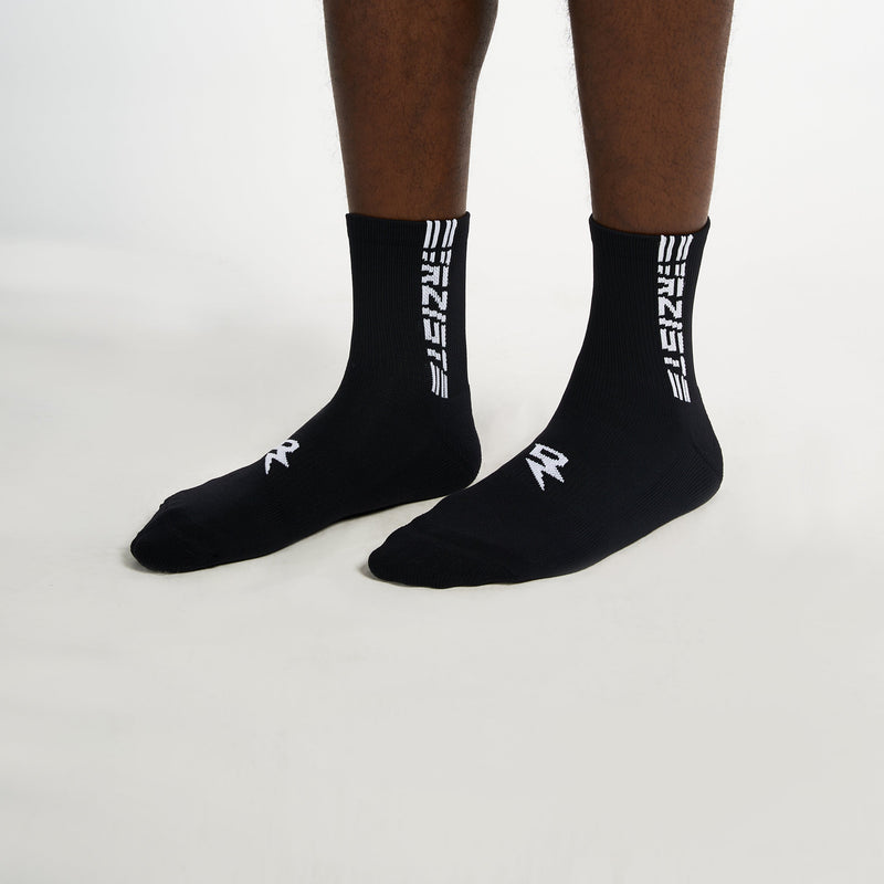 Essential Black Crew Socks