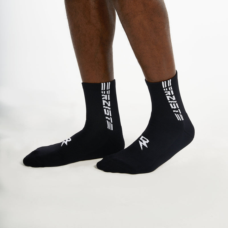 Essential Black Crew Socks